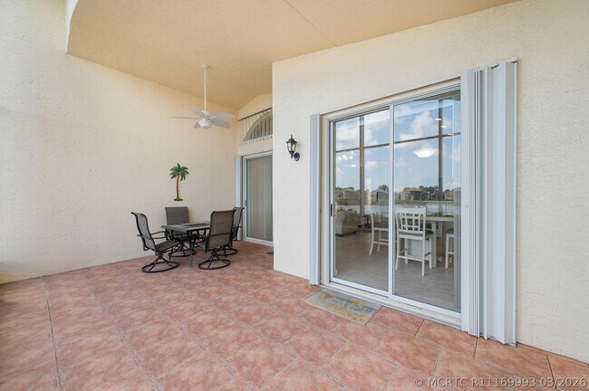 Foto del edificio - 364 Sunview Way