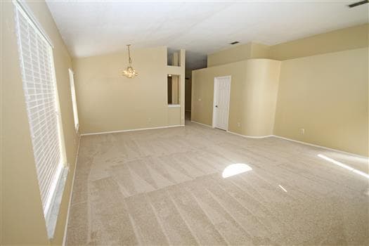 Building Photo - 1001 Black Willow Dr