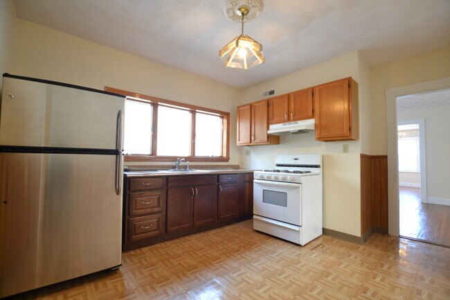 Foto del edificio - 36 Montfern Ave