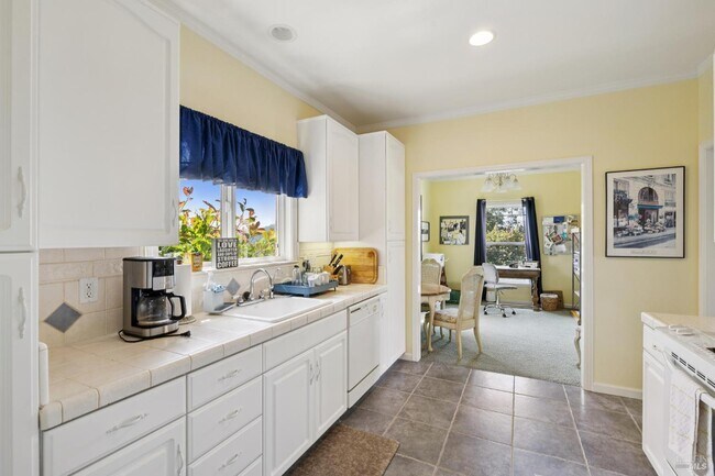 Foto del edificio - 1500 Longhorn Ln