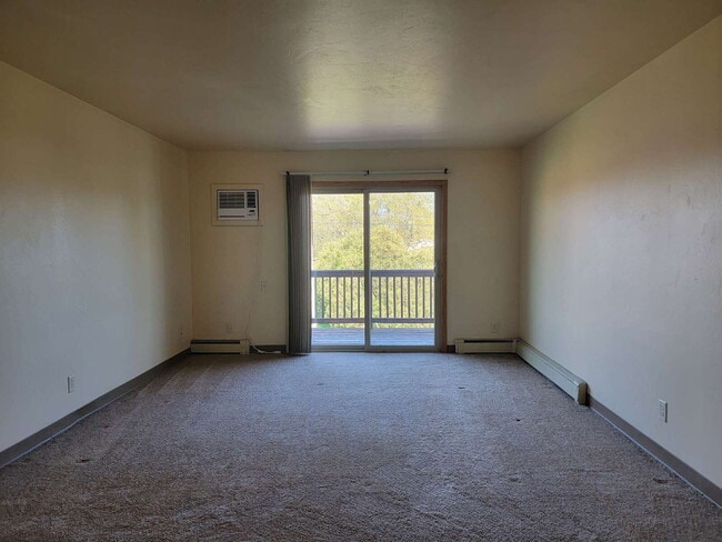 Building Photo - Cozy 2 Bed Apartment in Black Creek, WI wi...