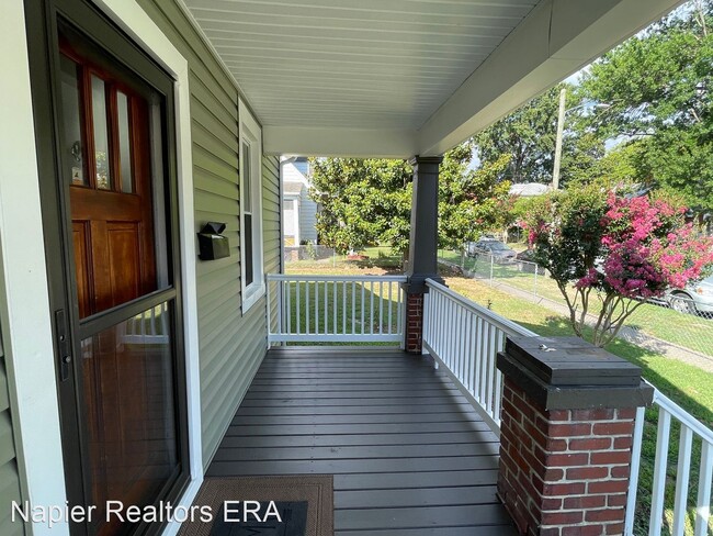Building Photo - 3 br, 1 bath House - 2100 Gordon Avenue