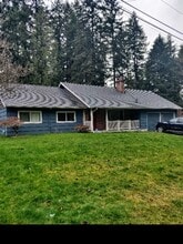 Building Photo - 11002 Lundstrom Dr SW