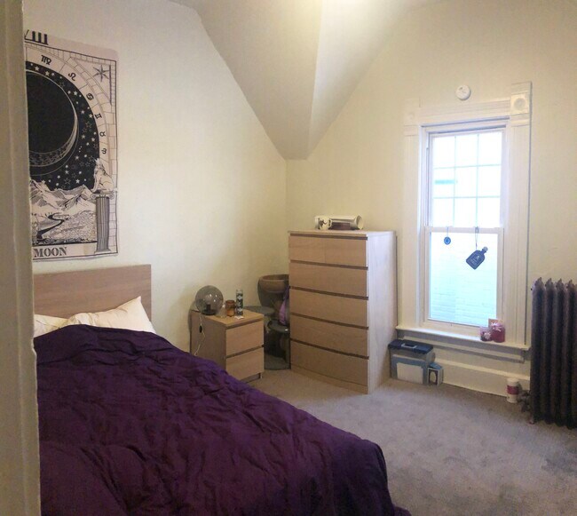 Comfortable Bedrooms - 2520 California St