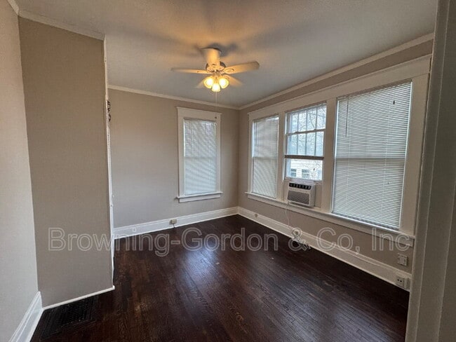 Foto del edificio - 1810 15th Ave S