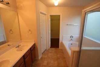 Building Photo - 3119 Myrtle Ranch Dr