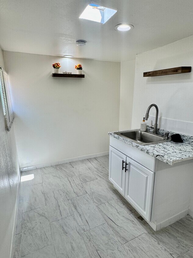 Foto principal - 2624 Live Oak St