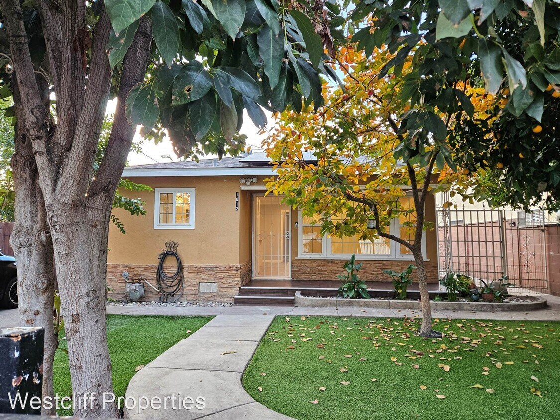 Primary Photo - 3 br, 1 bath House - 1012 S. Baker St