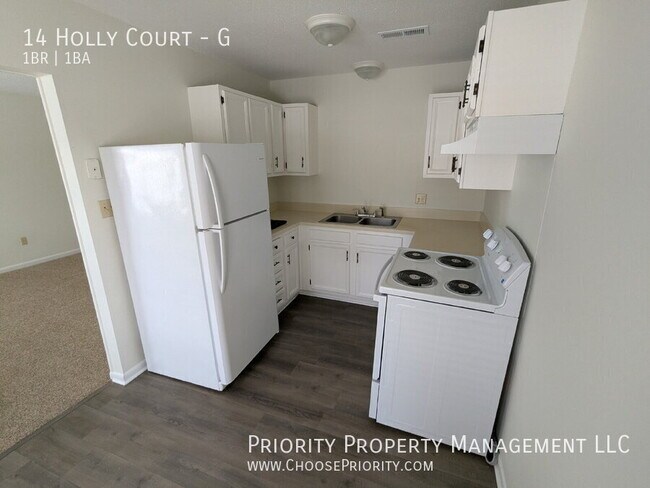 Foto del edificio - 14 Holly Ct