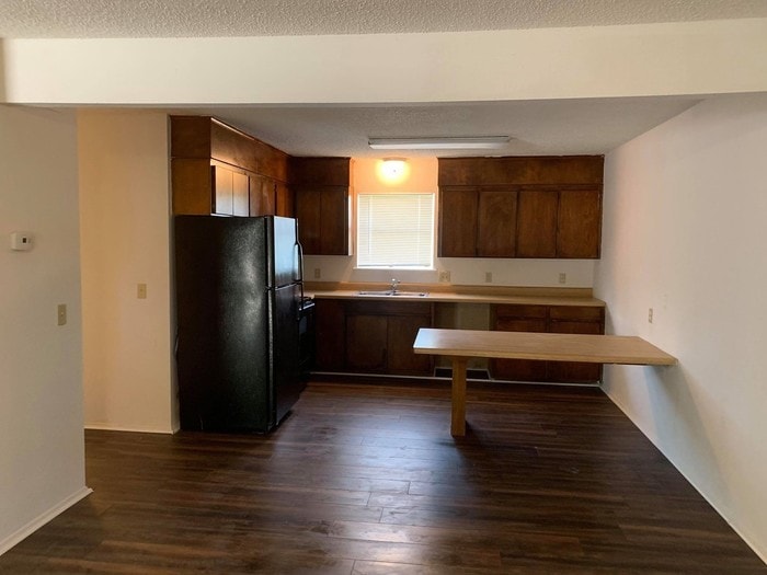Primary Photo - Newly Remodel 2 bed 1 bath Apartment!
