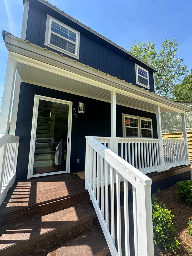 Building Photo - Tiny Home
