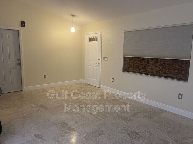 Building Photo - 26194 Mindanao Ln