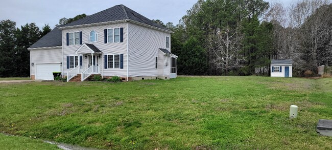 Building Photo - 208 Princess Anne Cir
