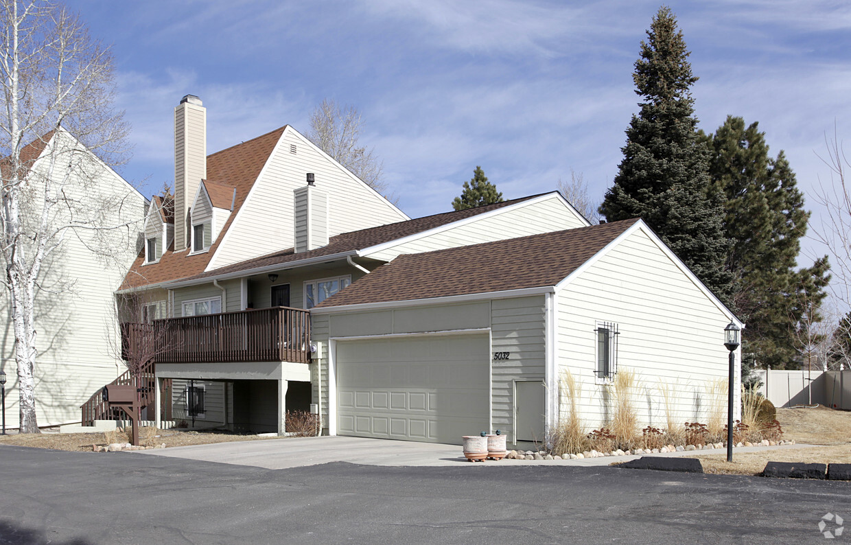 Primary Photo - Canterbury Townhomes