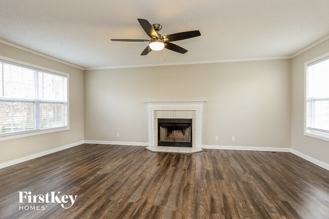 Building Photo - 3818 McAllister Dr