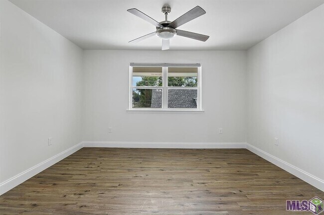 Foto del edificio - 212 Centerville St NE