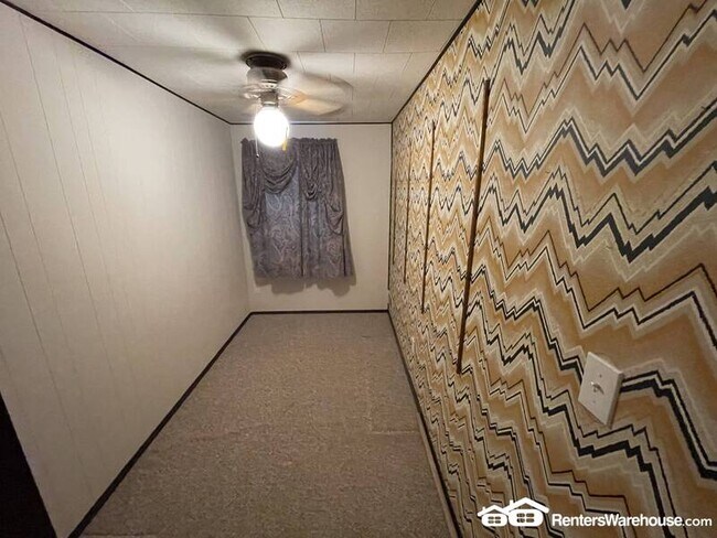 Building Photo - 7823 St Boniface Ln