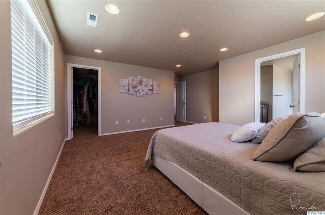 Foto del edificio - Great Kennewick Location