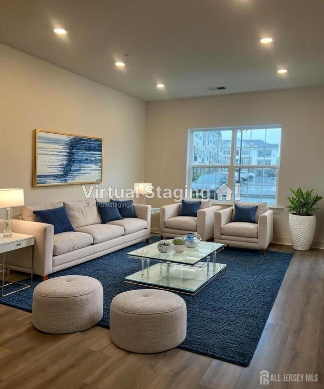 Building Photo - 1015 Vanderbergh Blvd