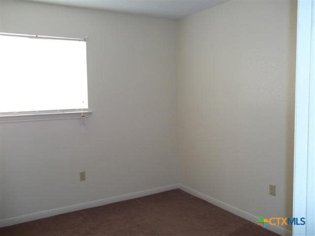Building Photo - 109 Bridle Dr
