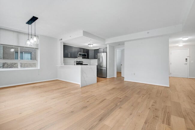 Building Photo - 350 G St SW