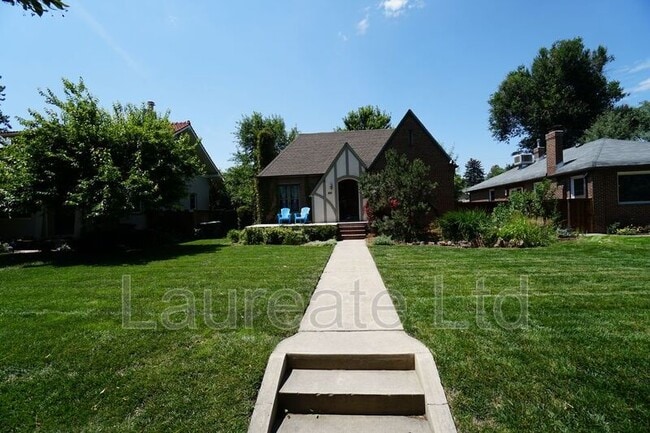 Building Photo - 2037 Ivanhoe St