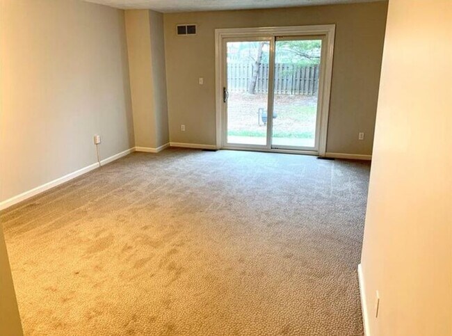 Building Photo - 128 Mosside Loop