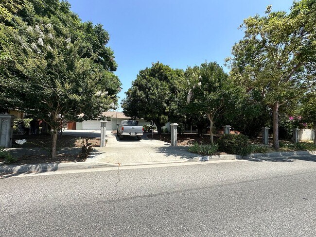 Building Photo - Beautiful 3 Bedroom Home in West Covina
