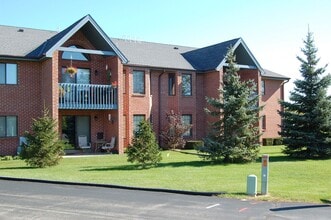Building Photo - N58W23983 Hastings Ct