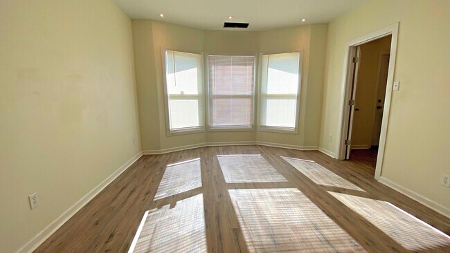 Foto del edificio - 746 Clairmount Ave