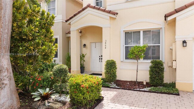 Foto del edificio - 3864 SW 169th Terrace