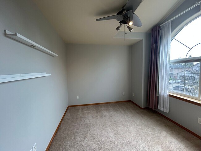 Foto del edificio - 3716 Lemon Grove Dr