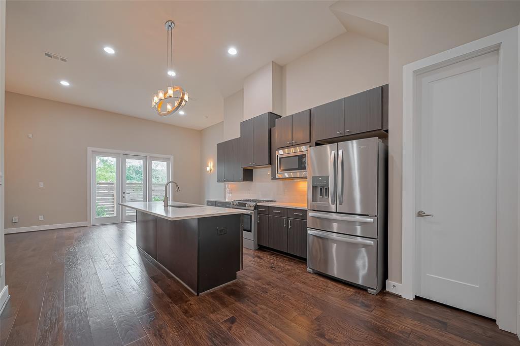 Foto principal - 1305 Laird St