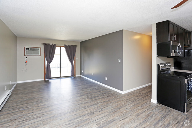 Living Room - Woodland Place Apartments