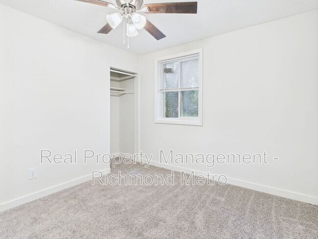 Building Photo - 3206 Midlothian Tpke