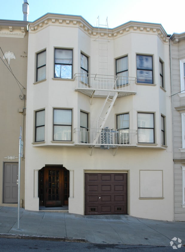 Primary Photo - 58 Clayton St