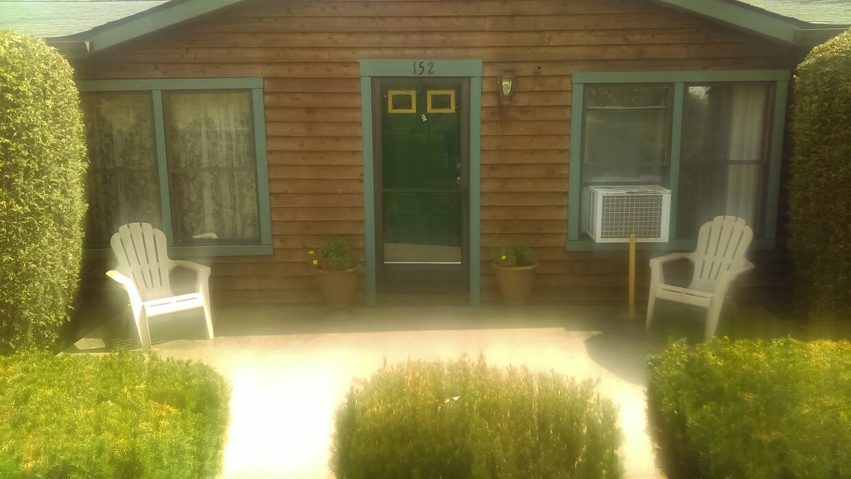 Primary Photo - 154 Flowers Rd