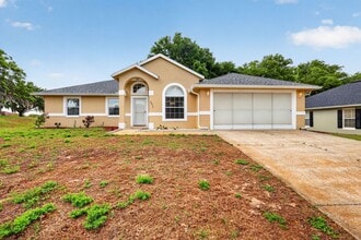 Building Photo - 2011 Oakbend Dr