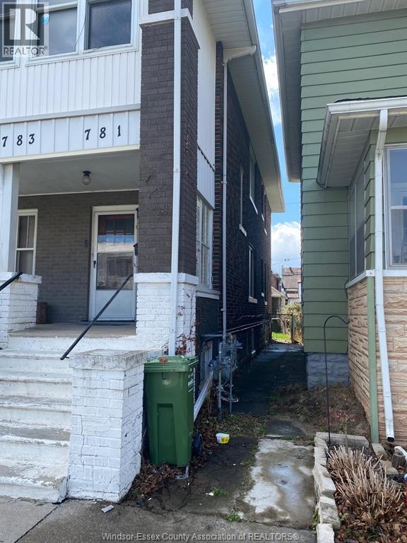 Building Photo - 781 Gladstone Ave