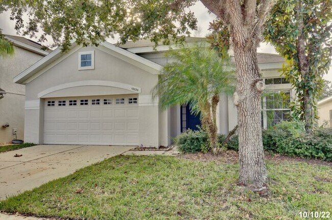 Building Photo - Amazing 3/2 Spacious Home with a Bonus Roo...