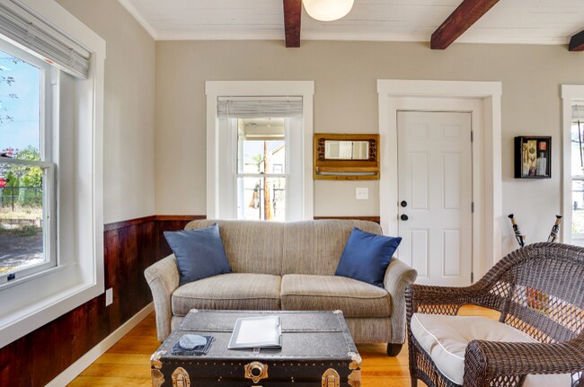 Foto del edificio - 731 SW Elm St