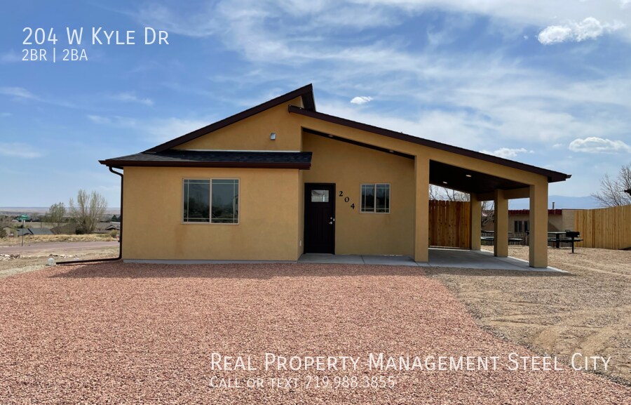 Foto principal - 204 W Kyle Dr
