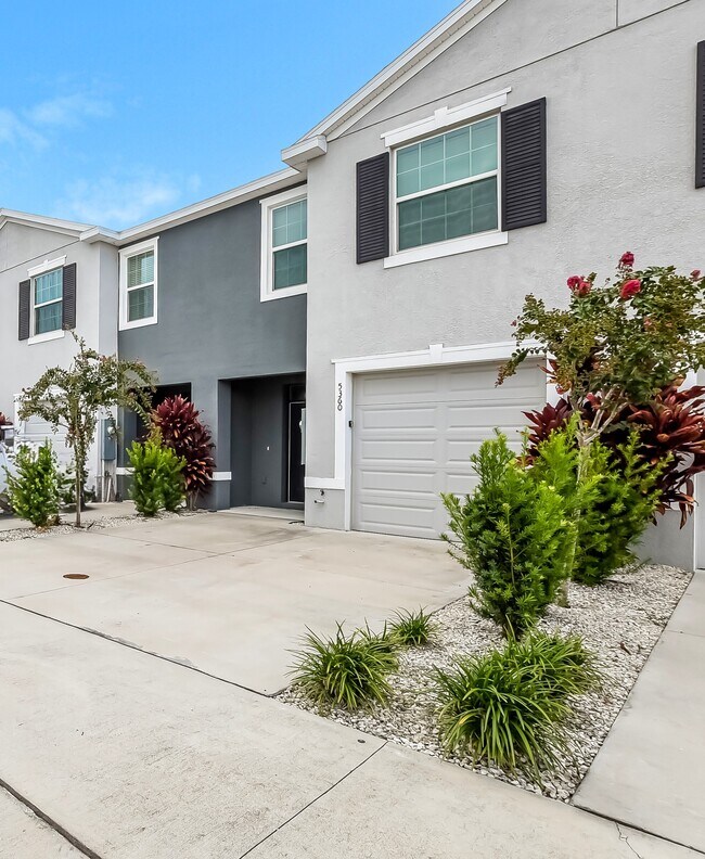 Building Photo - 5360 Dragonfly Dr