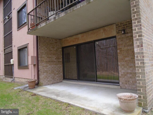 Building Photo - 6033 Majors Ln