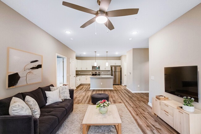 Building Photo - Emerson Point