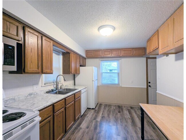 Foto del edificio - 1618 Beech St