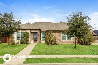 Building Photo - 601 Shady Meadow Ln