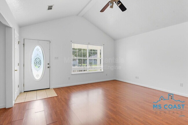 Building Photo - 10443 3rd Ave