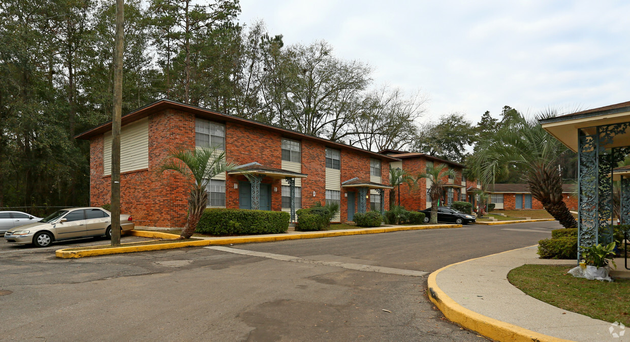 Primary Photo - Rockbrook Garden Apartments