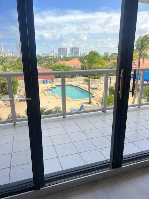 Foto del edificio - 3600 Yacht Club Dr